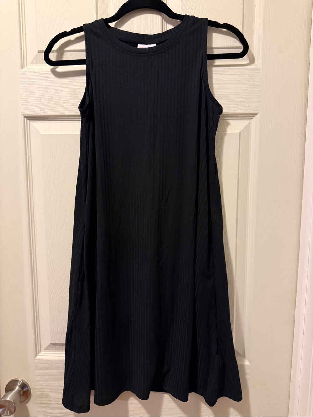 LuLaRoe XS Charlotte dress, ribbed black with pockets